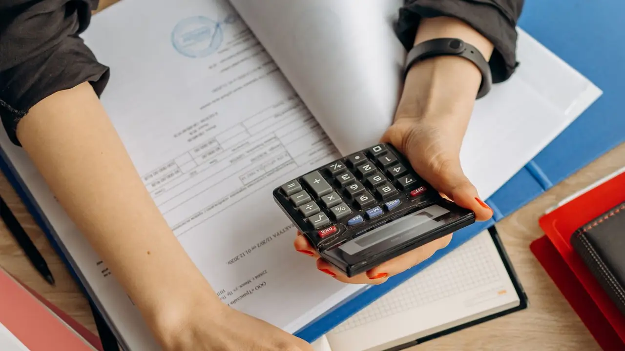 e-Factura pe CNP în 2026: opțional, nu obligatoriu
